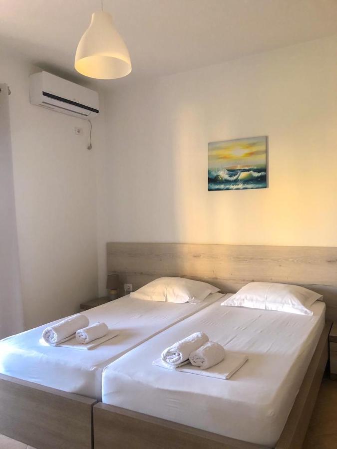 Vila Gjoni Sarandë Exterior foto